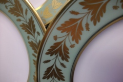 SPODE VALENTINE Y7706 GREEN WITH GOLD LEAF- SALAD PLATE 7 7/8" ..... https://www.jaapiesfinechinastore.com