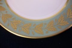 SPODE VALENTINE Y7706 GREEN WITH GOLD LEAF- SALAD PLATE 7 7/8" ..... https://www.jaapiesfinechinastore.com