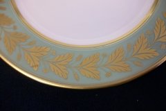 SPODE VALENTINE Y7706 GREEN WITH GOLD LEAF- SALAD PLATE 7 7/8" ..... http://jaapiesfinechinastore.com