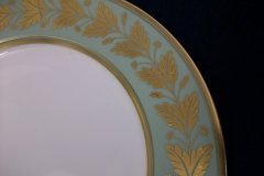 SPODE VALENTINE Y7706 GREEN WITH GOLD LEAF- SALAD PLATE 7 7/8" ..... http://jaapiesfinechinastore.com