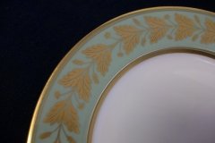 SPODE VALENTINE Y7706 GREEN WITH GOLD LEAF- SALAD PLATE 7 7/8" ..... http://jaapiesfinechinastore.com