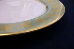 SPODE VALENTINE Y7706 GREEN WITH GOLD LEAF- SALAD PLATE 7 7/8" ..... http://jaapiesfinechinastore.com