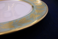 SPODE VALENTINE Y7706 GREEN WITH GOLD LEAF- SALAD PLATE 7 7/8" ..... https://www.jaapiesfinechinastore.com