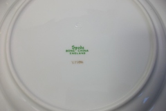 SPODE VALENTINE Y7706 GREEN WITH GOLD LEAF- SALAD PLATE 7 7/8" ..... https://www.jaapiesfinechinastore.com