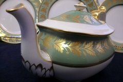 SPODE VALENTINE Y7706 GREEN WITH GOLD LEAF- TEAPOT 4 CUPPER ..... http://jaapiesfinechinastore.com