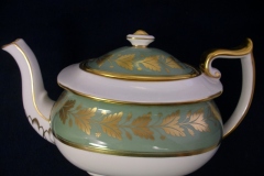 SPODE VALENTINE Y7706 GREEN WITH GOLD LEAF- TEAPOT 4 CUPPER ..... https://www.jaapiesfinechinastore.com