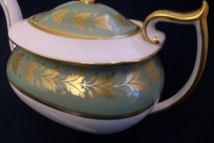 SPODE VALENTINE Y7706 GREEN WITH GOLD LEAF- TEAPOT 4 CUPPER ..... https://www.jaapiesfinechinastore.com