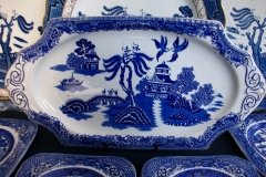 STAFFORDSHIRE BLUE WILLOW- SANDWICH TRAY & PLATES   .....   http://jaapiesfinechinastore.com
