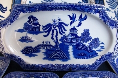 STAFFORDSHIRE BLUE WILLOW- SANDWICH TRAY & PLATES   .....   https://www.jaapiesfinechinastore.com