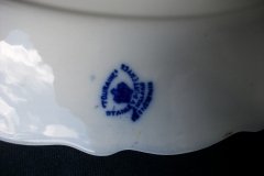 STANLEY POTTERY TOURAINE- OVAL SERVING PLATTER 12 5/8"    .....   http://jaapiesfinechinastore.com