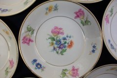 SYRACUSE ABERDEEN ABE1 DRESDEN FLOWERS-  BERRY BOWL  ..... http://jaapiesfinechinastore.com