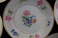 SYRACUSE ABERDEEN ABE1 DRESDEN FLOWERS-  BERRY BOWL  ..... https://www.jaapiesfinechinastore.com