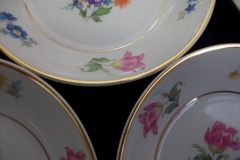 SYRACUSE ABERDEEN ABE1 DRESDEN FLOWERS-  BERRY BOWL  ..... https://www.jaapiesfinechinastore.com