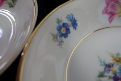 SYRACUSE ABERDEEN ABE1 DRESDEN FLOWERS-  BERRY BOWL  ..... http://jaapiesfinechinastore.com