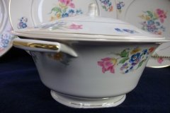 SYRACUSE ABERDEEN ABE1 DRESDEN FLOWERS-  COVERED SERVING BOWL   ..... http://jaapiesfinechinastore.com