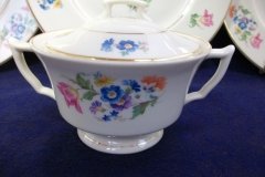 SYRACUSE ABERDEEN ABE1 DRESDEN FLOWERS-  COVERED SUGAR BOWL   ..... http://jaapiesfinechinastore.com