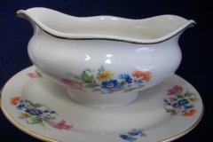 SYRACUSE ABERDEEN ABE1 DRESDEN FLOWERS-  GRAVY BOAT WITH ATTACHED UNDERPLATE   ..... http://jaapiesfinechinastore.com