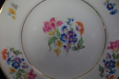 SYRACUSE ABERDEEN ABE1 DRESDEN FLOWERS- SALAD PLATE 8"    ..... https://www.jaapiesfinechinastore.com