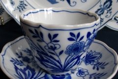 UCAGCO BLUE DELL- CUP & SAUCER  ,,,,,  http://jaapiesfinechinastore.com