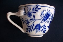 UCAGCO BLUE DELL- CUP & SAUCER  ,,,,,  http://jaapiesfinechinastore.com