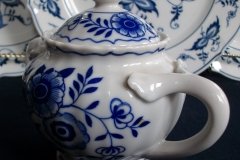 UCAGCO BLUE DELL- SUGAR BOWL  ,,,,,  http://jaapiesfinechinastore.com
