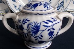 UCAGCO BLUE DELL- SUGAR BOWL  ,,,,,  http://jaapiesfinechinastore.com