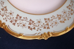 COALPORT CONSORT GREEN V9864- DINNER PLATE  ..... https://www.jaapiesfinechinastore.com