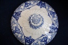 WEDGWOOD QUEEN CHARLOTTE- ROUND COVERED SERVING BOWL    .....   http://jaapiesfinechinastore.com