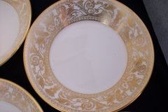 WEDGWOOD FLORENTINE GOLD- BERRY BOWL   .....  http://jaapiesfinechinastore.com