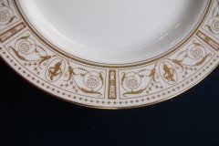 WEDGWOOD GOLD GRECIAN- DINNER PLATE   .....   http://jaapiesfinechinastore.com