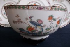 WEDGWOOD KUTANI CRANE-  SALAD SERVING BOWL    .....   http://jaapiesfinechinastore.com