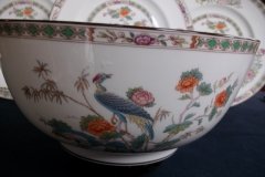 WEDGWOOD KUTANI CRANE-  SALAD SERVING BOWL    .....   http://jaapiesfinechinastore.com