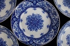 WEDGWOOD QUEEN CHARLOTTE- BERRY BOWL   .....   https://www.jaapiesfinechinastore