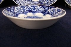 WEDGWOOD QUEEN CHARLOTTE- BERRY BOWL   .....   https://www.jaapiesfinechinastore