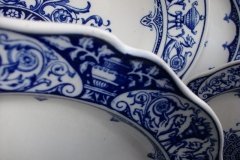 WEDGWOOD QUEEN CHARLOTTE-  ROUND SERVING  PLATE 13"   .....   http://jaapiesfinechinastore.com