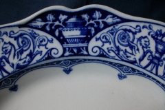 WEDGWOOD QUEEN CHARLOTTE-  ROUND SERVING  PLATE 13"   .....   http://jaapiesfinechinastore.com