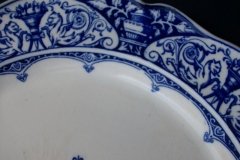 WEDGWOOD QUEEN CHARLOTTE-  ROUND SERVING  PLATE 13"   .....   http://jaapiesfinechinastore.com