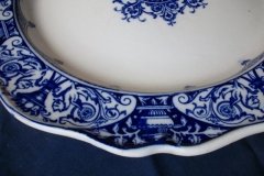 WEDGWOOD QUEEN CHARLOTTE-  ROUND SERVING  PLATE 13"   .....   http://jaapiesfinechinastore.com