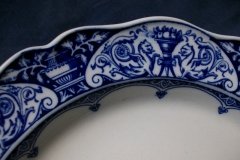 WEDGWOOD QUEEN CHARLOTTE-  ROUND SERVING  PLATE 13"   .....   http://jaapiesfinechinastore.com