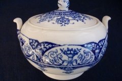 WEDGWOOD QUEEN CHARLOTTE- COVERED SUGAR BOWL   .....      http://jaapiesfinechinastore.com