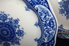 WEDGWOOD QUEEN CHARLOTTE- LUNCH PLATE    .....   http://jaapiesfinechinastore.com