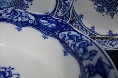 WEDGWOOD QUEEN CHARLOTTE- OVAL SERVING BOWL 10  7/8"    .....   http://jaapiesfinechinastore.com