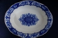 WEDGWOOD QUEEN CHARLOTTE- OVAL SERVING BOWL 10  7/8"    .....   http://jaapiesfinechinastore.com