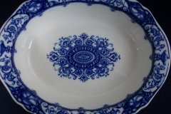 WEDGWOOD QUEEN CHARLOTTE- OVAL SERVING BOWL 10  7/8"    .....   http://jaapiesfinechinastore.com