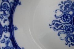 WEDGWOOD QUEEN CHARLOTTE- OVAL SERVING BOWL 10  7/8"    .....   http://jaapiesfinechinastore.com