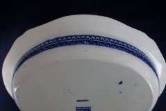 WEDGWOOD QUEEN CHARLOTTE- OVAL SERVING BOWL 10  7/8"    .....   http://jaapiesfinechinastore.com