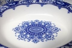 WEDGWOOD QUEEN CHARLOTTE- OVAL SERVING BOWL 10 "    .....   http://jaapiesfinechinastore.com
