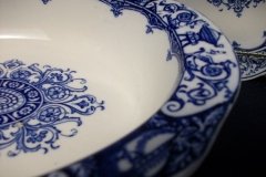 WEDGWOOD QUEEN CHARLOTTE- OVAL SERVING BOWL 10 "    .....   http://jaapiesfinechinastore.com