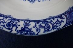 WEDGWOOD QUEEN CHARLOTTE- OVAL SERVING BOWL 10 "    .....   http://jaapiesfinechinastore.com