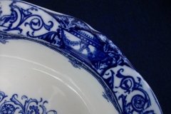 WEDGWOOD QUEEN CHARLOTTE- OVAL SERVING BOWL 10 "    .....   http://jaapiesfinechinastore.com